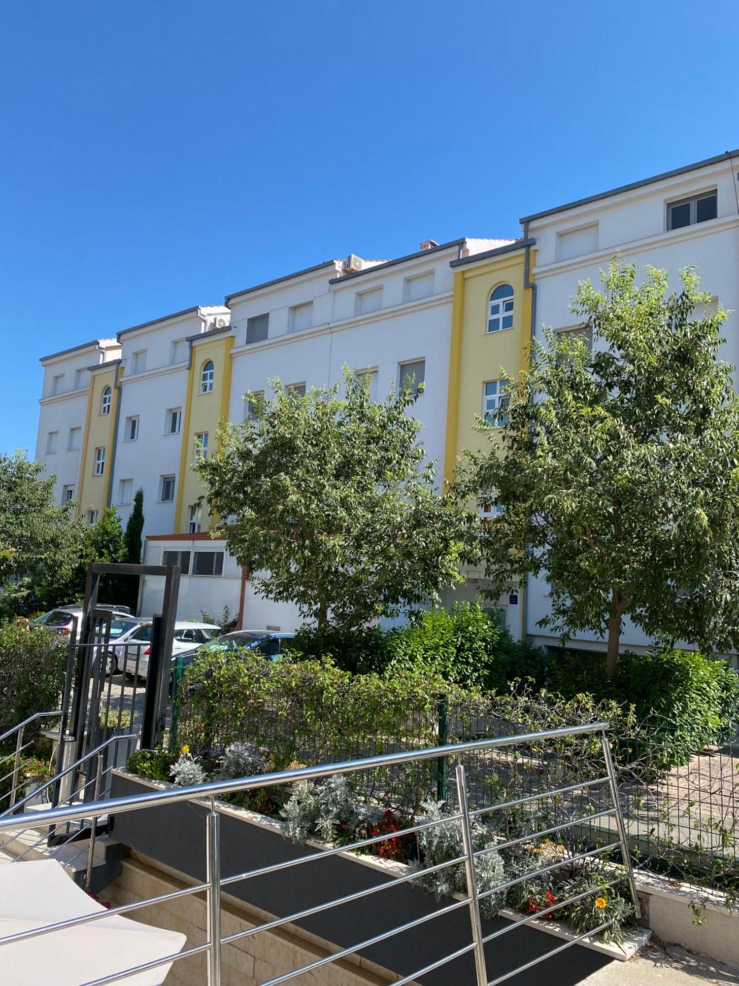 Ferienwohnung Lucky Pearl Split Exterior foto